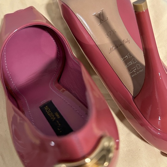 Authentic Louis Vuitton Oh Really Pumps - Picture 3 of 16